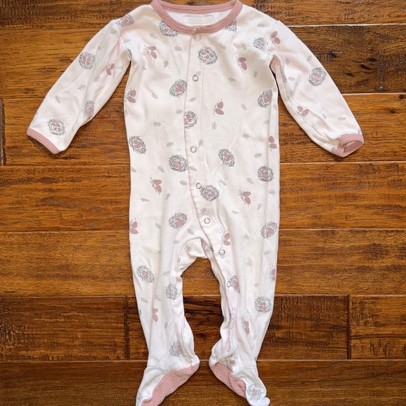 L'ovedbaby Other - L’ovedbaby Organic Snap Footie in Blush Bird nest print, 9-12m